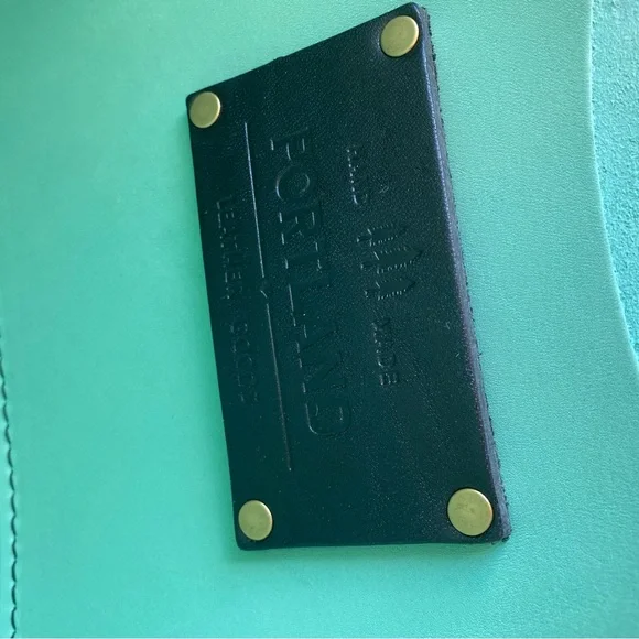 SOLD Portland Leather Goods Mint Smooth Leather Tote - Picture 15 of 16